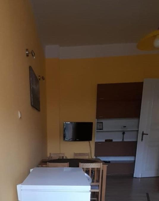 Apartament Kasztanowy Lägenhet Gliwice Exteriör bild