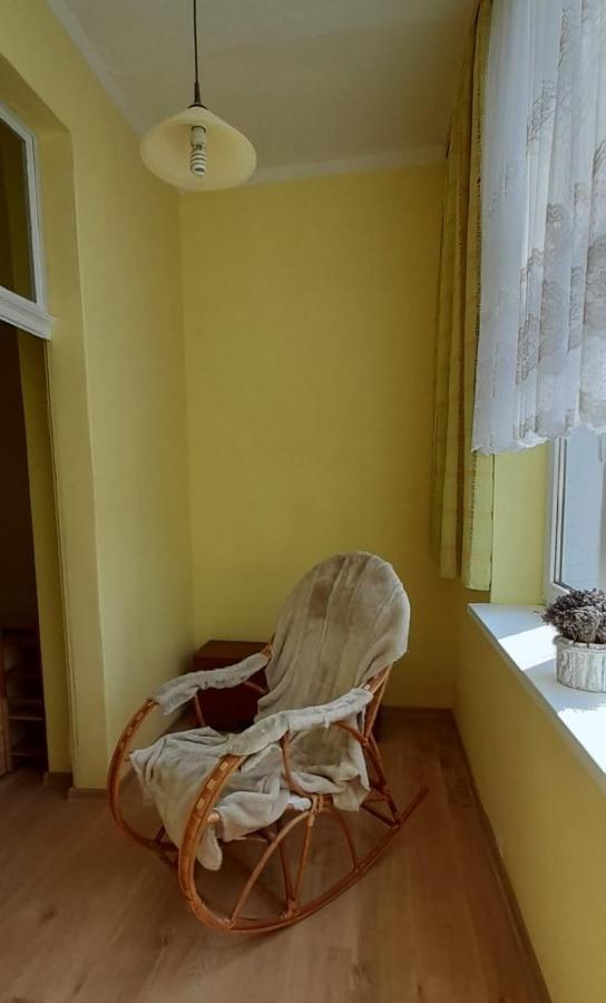 Apartament Kasztanowy Lägenhet Gliwice Exteriör bild