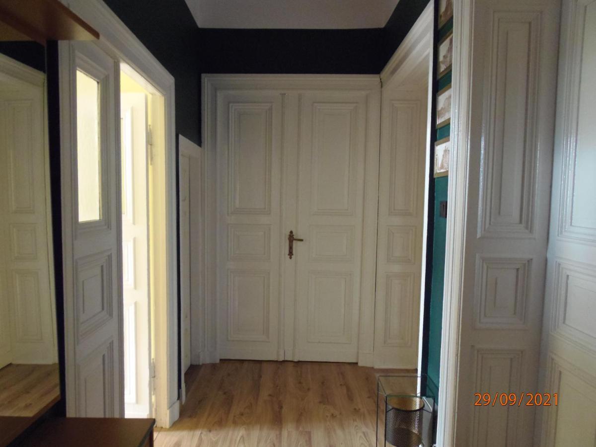 Apartament Kasztanowy Lägenhet Gliwice Exteriör bild
