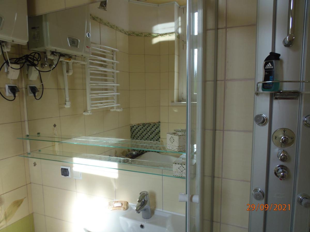 Apartament Kasztanowy Lägenhet Gliwice Exteriör bild