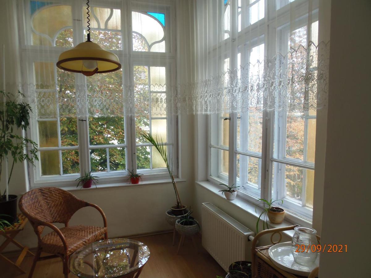Apartament Kasztanowy Lägenhet Gliwice Exteriör bild
