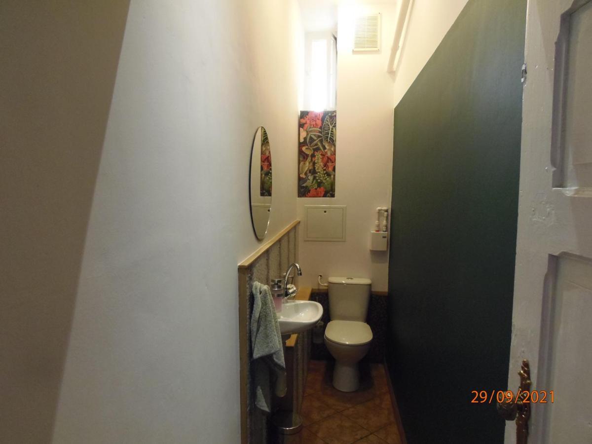 Apartament Kasztanowy Lägenhet Gliwice Exteriör bild